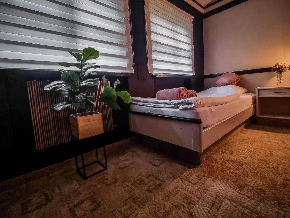 Hotel Gardenia Jelení Hora Exteriér fotografie